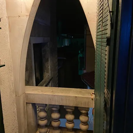 Juran Old Town Apartment Sukosan