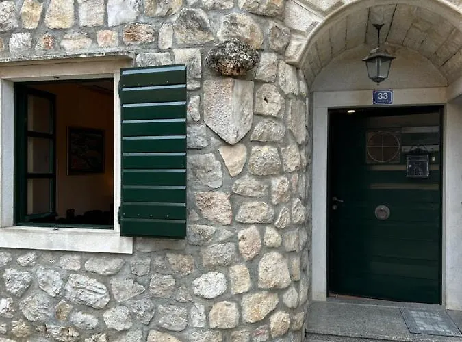 Апартаменты Juran Old Town