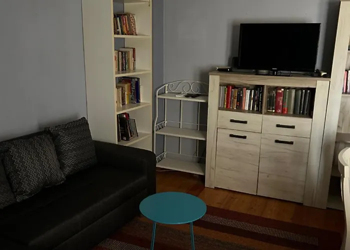 Juran Old Town Апартаменты